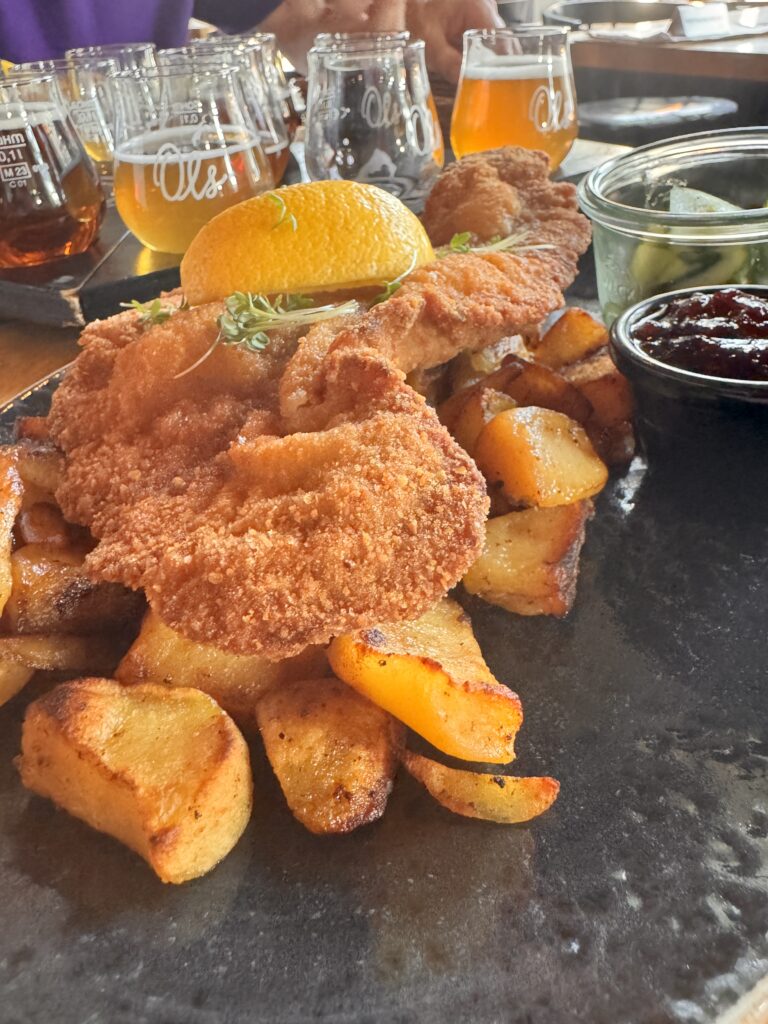 Ols Brauhaus am Hafen Oldenburg Schnitzel